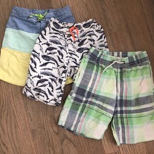 Boys 6/7 CrewCuts swim trunks lot
